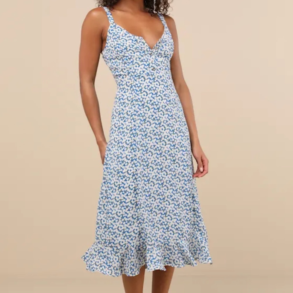 Lulus Darling Daisy’s Floral Maxi Dress